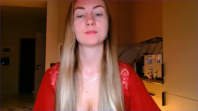 BluueSilk online show from November 20, 2025, 7:42 am