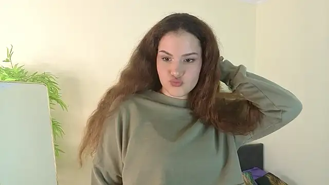 Lili Torin online show from February 8, 2026, 11:08 am