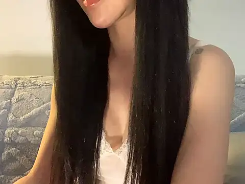 Angela-Angela online show from July 5, 2026, 8:43 am