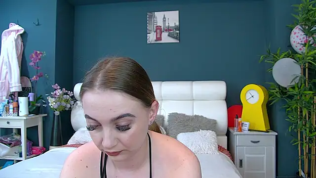 Angel-Kisss online show from March 28, 2026, 5:19 am