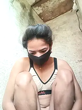 Sunali Bendre online show from February 27, 2026, 2:45 am