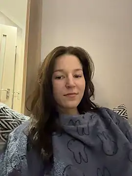 OliaLav online show from February 3, 2026, 5:51 pm