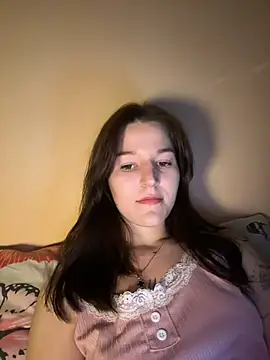 OliaLav online show from February 25, 2026, 7:25 pm