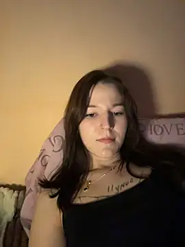 OliaLav online show from February 20, 2026, 5:37 pm