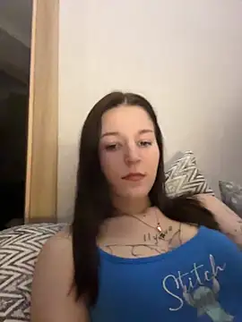 OliaLav online show from February 4, 2026, 6:03 pm