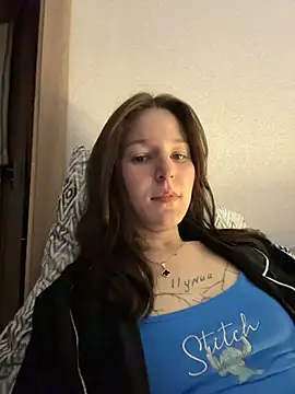 OliaLav online show from February 7, 2026, 6:38 pm