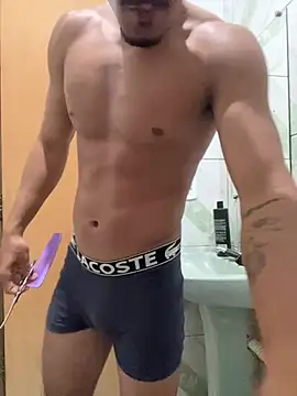 Snapshot of menoquarenta chatting on April 5, 2026, 12:17 am menoquarenta online show from April 5, 2026, 12:17 am