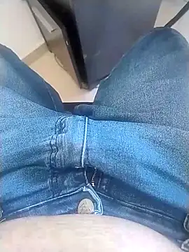 Snapshot of homem-amador chatting on March 16, 2026, 2:43 pm homem-amador online show from March 16, 2026, 2:43 pm