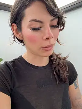 Snapshot of Isalove99 chatting on June 2, 2026, 5:35 pm Isalove99 online show from June 2, 2026, 5:35 pm