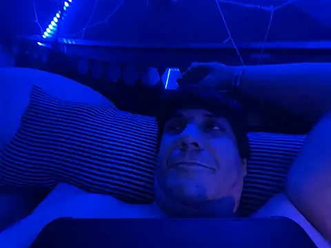 ctguybj online show from May 28, 2026, 4:53 am