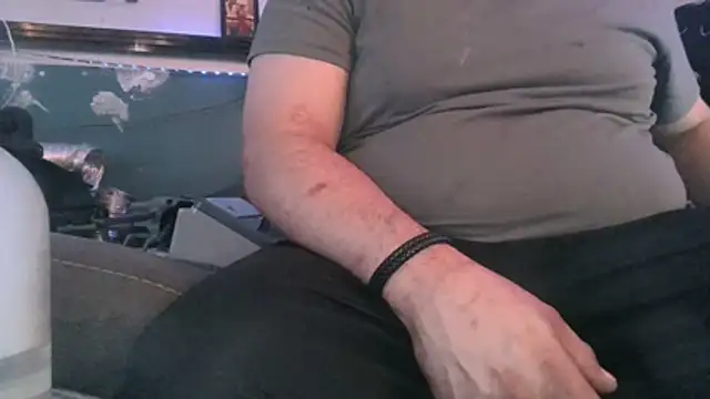 ctguybj online show from June 7, 2026, 5:56 am