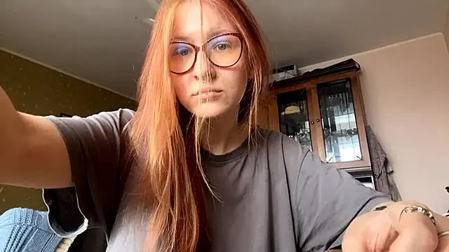 Snapshot of LaureenVielma chatting on February 10, 2026, 7:07 am LaureenVielma online show from February 10, 2026, 7:07 am