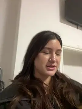 Snapshot of shyhabibi chatting on January 31, 2026, 9:35 pm shyhabibi online show from January 31, 2026, 9:35 pm