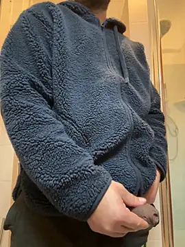 latinocalientehot online show from March 20, 2026, 10:55 pm