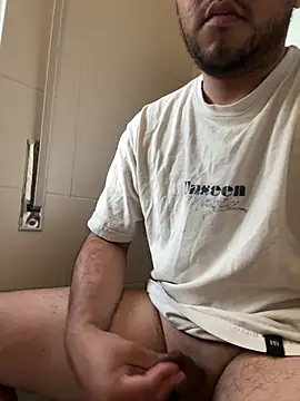 latinocalientehot online show from June 4, 2026, 5:17 pm