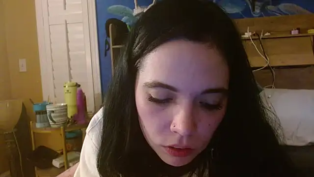 Snapshot of ahungkittykat chatting on March 11, 2026, 6:40 am ahungkittykat online show from March 11, 2026, 6:40 am