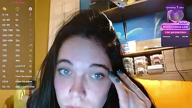 Snapshot of ahungkittykat chatting on April 23, 2026, 5:58 am ahungkittykat online show from April 23, 2026, 5:58 am