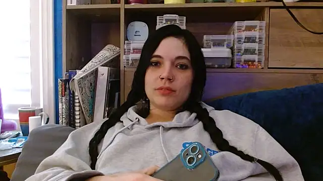 Snapshot of ahungkittykat chatting on April 1, 2026, 5:32 pm ahungkittykat online show from April 1, 2026, 5:32 pm