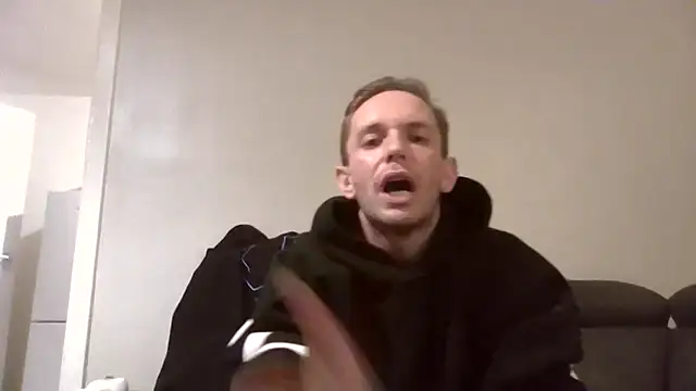 verscub6969 online show from February 2, 2026, 9:58 pm