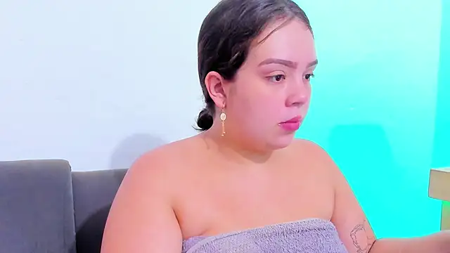 Snapshot of Emely_pregnantt chatting on February 24, 2026, 11:16 pm Emely pregnantt online show from February 24, 2026, 11:16 pm