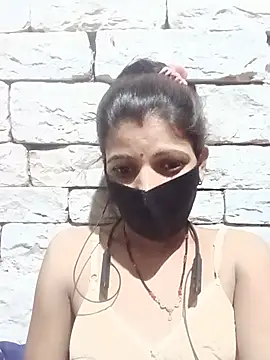 Snapshot of Divya-11431 chatting on June 26, 2026, 10:26 pm Divya-11431 online show from June 26, 2026, 10:26 pm