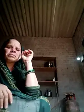 Snapshot of Lucky_couple-1 chatting on February 19, 2026, 6:32 am Lucky couple-1 online show from February 19, 2026, 6:32 am