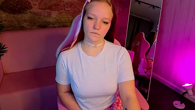 Candy Lir online show from February 9, 2026, 9:18 am