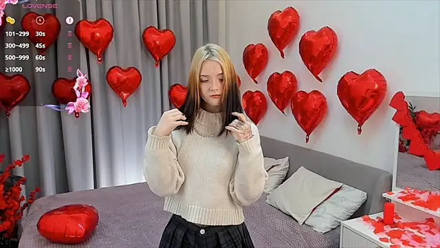 LishaSeirer online show from February 14, 2026, 1:06 am