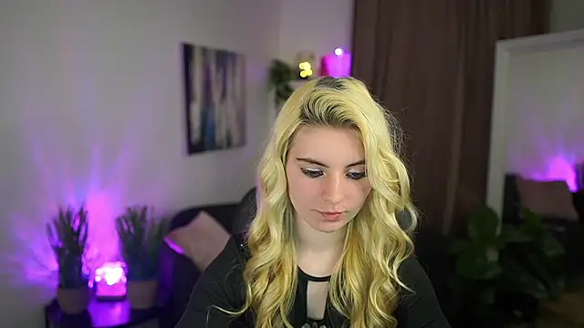 Jetpearl online show from March 18, 2026, 8:21 pm