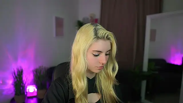 Jetpearl online show from March 11, 2026, 8:14 pm