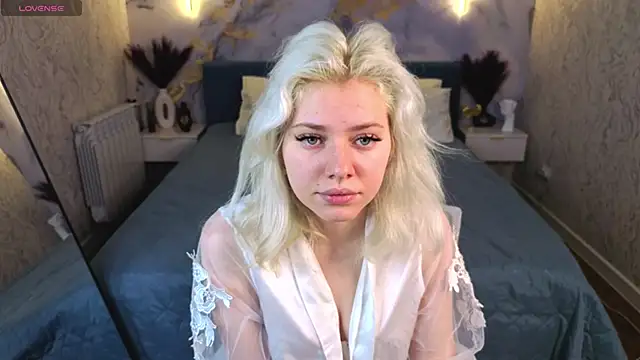 Kate Krose online show from March 2, 2026, 1:06 am