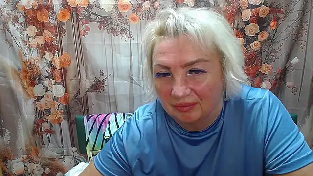 RenataDaster online show from July 12, 2026, 5:03 pm