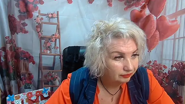 Snapshot of RenataDaster chatting on May 16, 2026, 5:12 pm RenataDaster online show from May 16, 2026, 5:12 pm