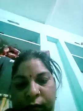 Rajni248096 online show from March 17, 2026, 9:29 pm