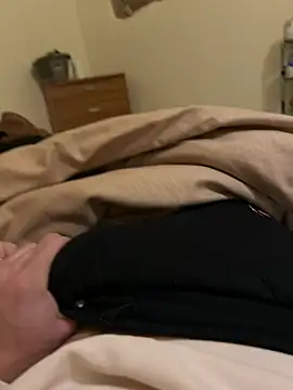 Snapshot of MarkoCum93 chatting on February 4, 2026, 12:05 am MarkoCum93 online show from February 4, 2026, 12:05 am