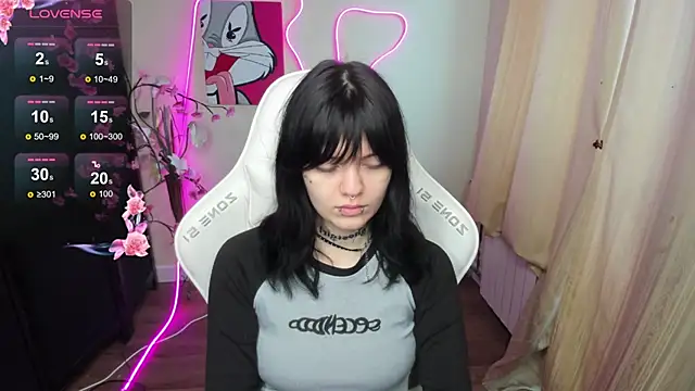 Snapshot of Emma_Darkkk chatting on February 18, 2026, 4:21 am Emma Darkkk online show from February 18, 2026, 4:21 am