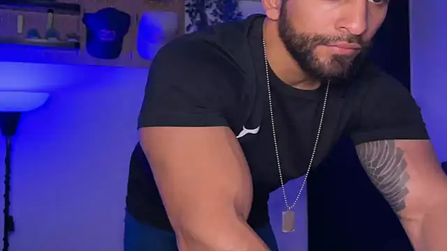 SamDornan51 online show from April 16, 2026, 2:12 am