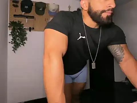 SamDornan51 online show from March 3, 2026, 12:50 am