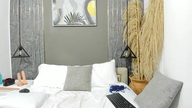 Snapshot of emma_evanss__ chatting on February 7, 2026, 11:18 am emma evanss online show from February 7, 2026, 11:18 am