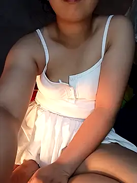 Slutty 18 online show from March 6, 2026, 1:28 pm