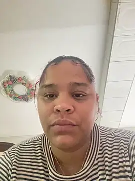 Snapshot of NathaliaMayson chatting on April 14, 2026, 12:32 pm NathaliaMayson online show from April 14, 2026, 12:32 pm