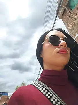 cynliu online show from April 11, 2026, 4:32 pm