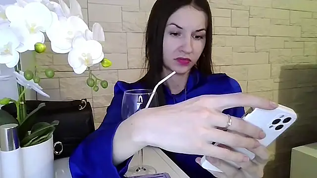 Snapshot of JuliaLovely chatting on March 20, 2026, 7:26 pm JuliaLovely online show from March 20, 2026, 7:26 pm