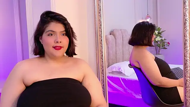 Snapshot of Emma-Willow chatting on February 14, 2026, 3:51 am Emma-Willow online show from February 14, 2026, 3:51 am