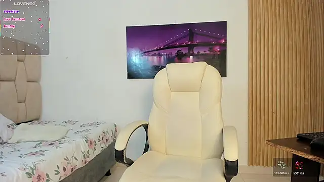 Snapshot of alennax chatting on March 26, 2026, 12:14 pm alennax online show from March 26, 2026, 12:14 pm