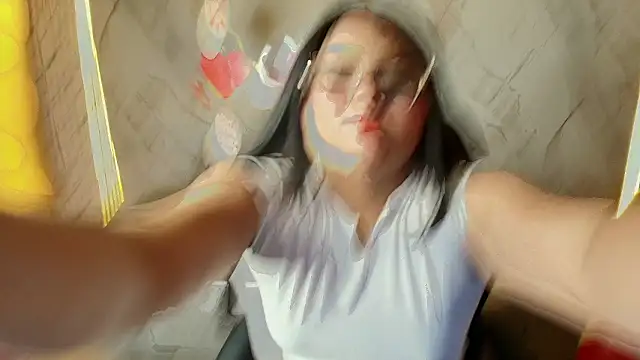 Snapshot of Berchy_tf chatting on February 15, 2026, 1:32 pm Berchy tf online show from February 15, 2026, 1:32 pm