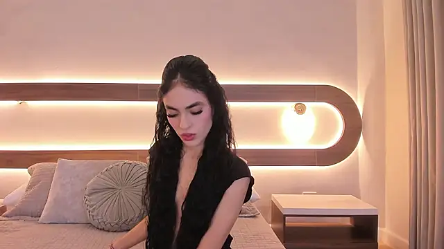 Snapshot of Violeta_sum chatting on February 20, 2026, 12:18 pm Violeta sum online show from February 20, 2026, 12:18 pm