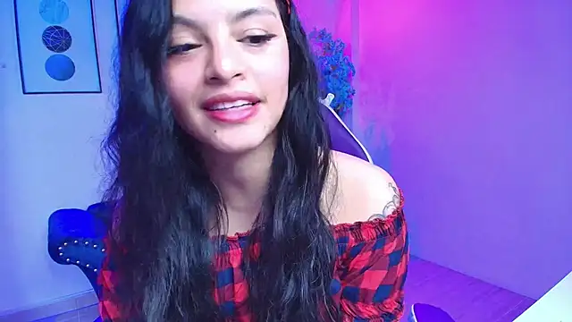 Snapshot of Maddie_T18 chatting on March 23, 2026, 11:43 am Maddie T18 online show from March 23, 2026, 11:43 am
