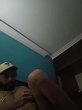 Snapshot of kauzZhomi chatting on February 1, 2026, 12:03 pm kauzZhomi online show from February 1, 2026, 12:03 pm