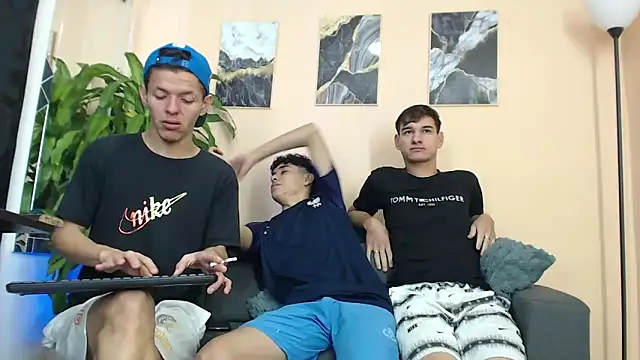 DesiresOfOlympus  online show from March 7, 2026, 8:03 pm